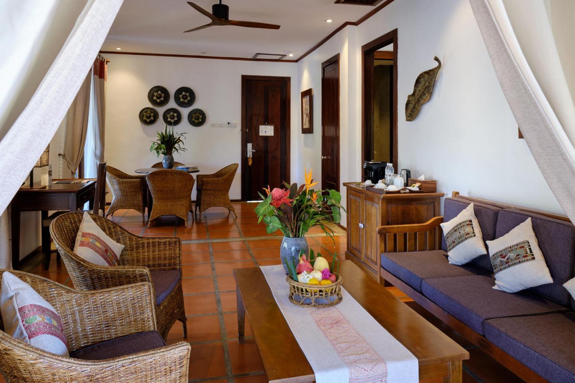 Riverside Boutique Resort, Vang Vieng Buitenkant foto